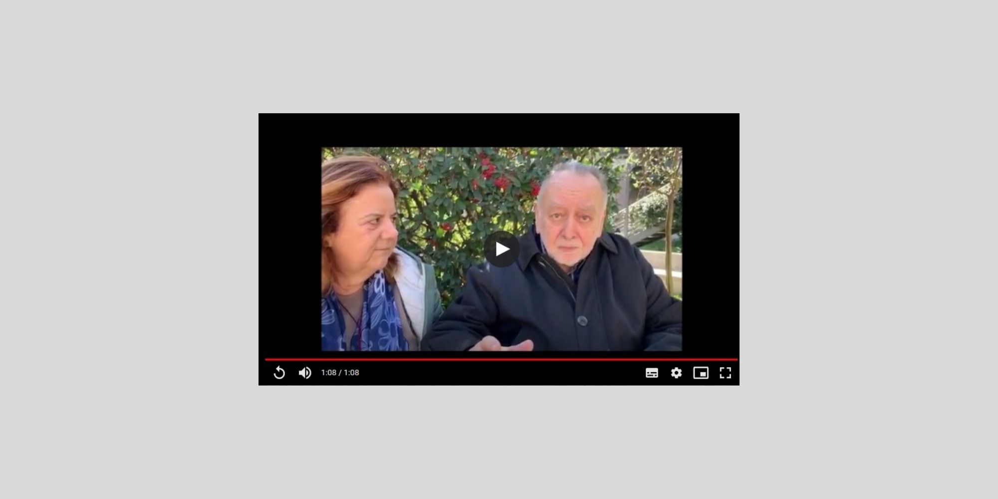 Andrea Canevaro con Anna Contardi nel video di consegna del "nodo", consegnato in occasione dei 40 anni di AIPD