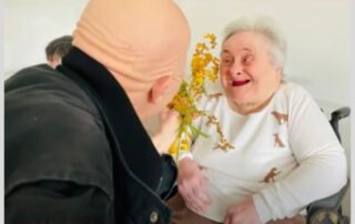 Adelina Galasso, signora con sindrome di Down nel giorno del suo 76mo compleanno